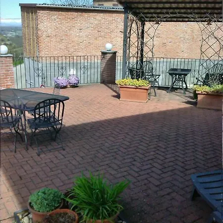 Nocleg ze śniadaniem Il Grappolo Mongardino