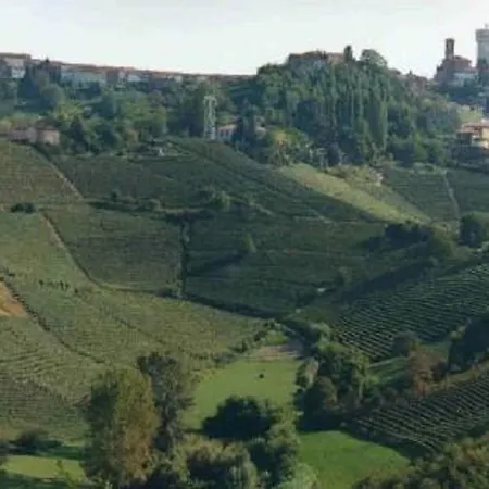 Nocleg ze śniadaniem Il Grappolo Mongardino