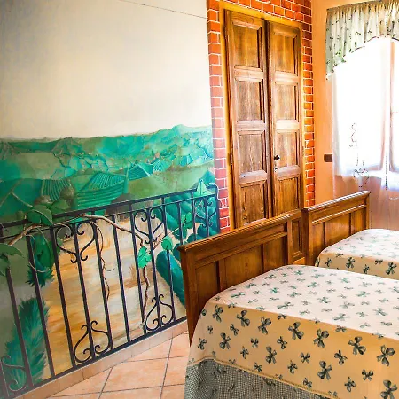 Nocleg ze śniadaniem Il Grappolo 3*